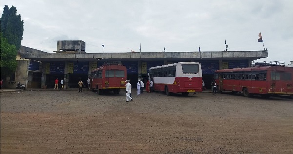 majalgaon st bus depot